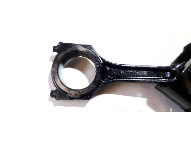 Píst 24655b Ford Mondeo Mk III pro naftový motor 2.0