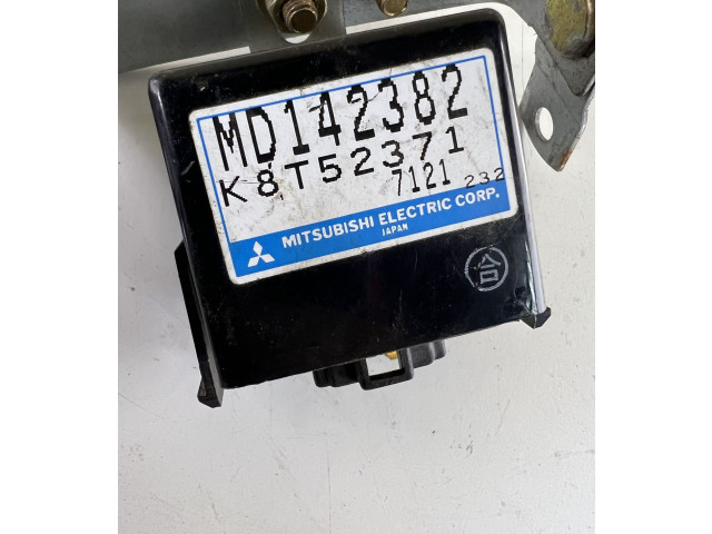 Блок управления MD142382, K8T52371 Mitsubishi Pajero