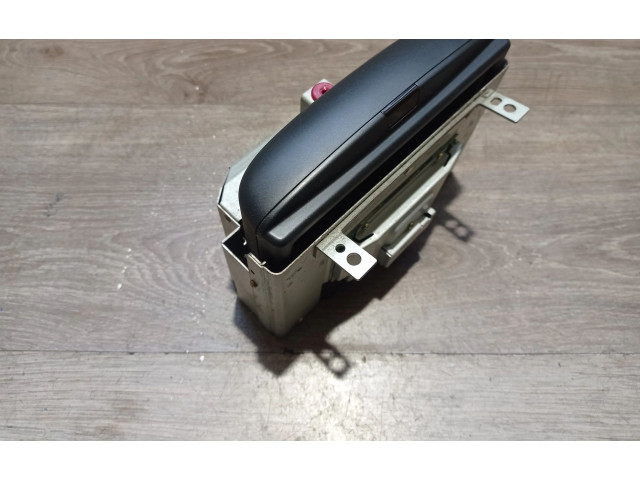 Дисплей 30656245, 306562451 Volvo S60