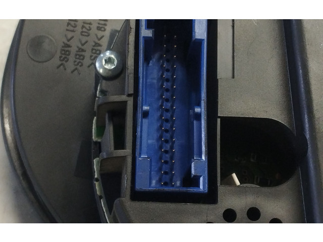 Панель приборов 3U0920842D, 110080115 Skoda Superb B5 (3U)