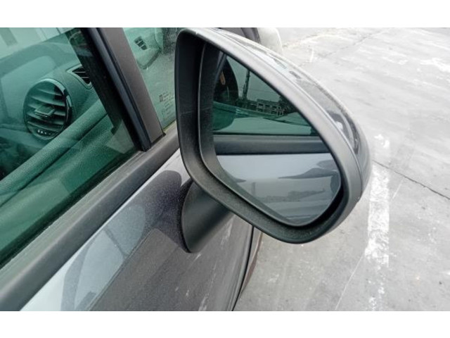 Зеркало электрическое Opel Meriva B 2010 - 2016 года