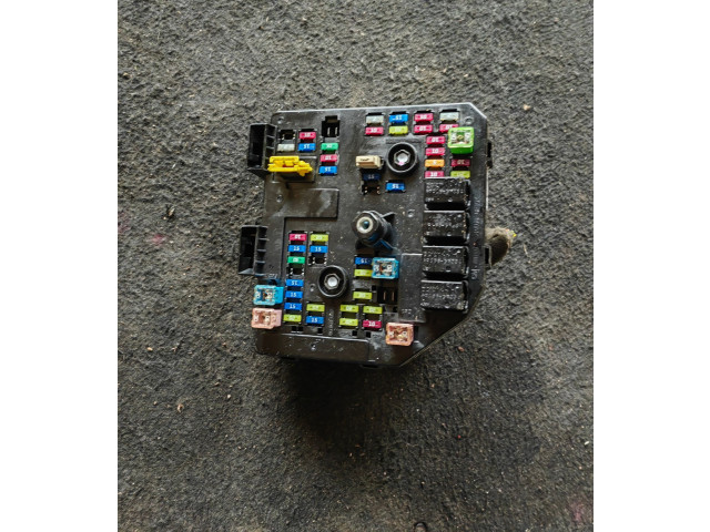 Pojistková skříňka 95903657 Chevrolet Captiva 2012