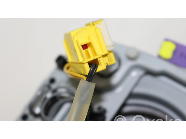 Подушка безопасности водителя 62218052A Skoda Octavia Mk2 (1Z)