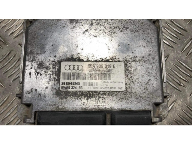 Блок управления двигателя 06A906019E, 5WP432403 Audi A3 S3 8L