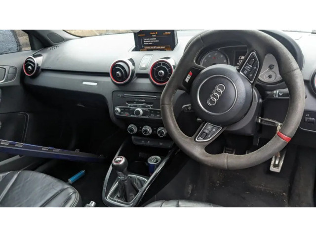 Руль Audi S1   8X0419091AD, 8V0880201AJ      