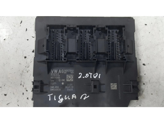 Блок комфорта 5K0937084B   Volkswagen Tiguan   