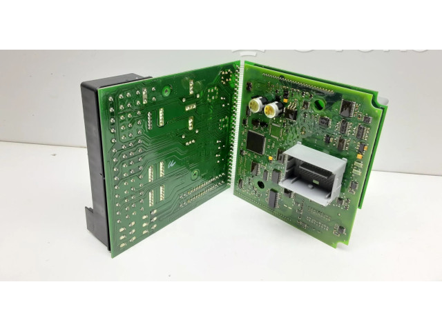 Pojistková skříňka 31314468, 28241898 Volvo XC90 2010