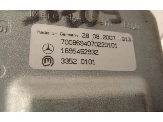 Руль Mercedes-Benz A W169 2004 - 2012 года 1695452932