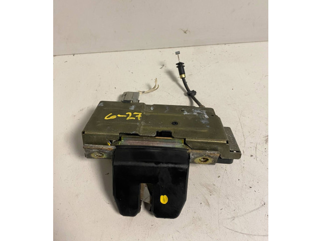 Замок багажника 30649102, 15373 Volvo XC90 2003 - 2006 года