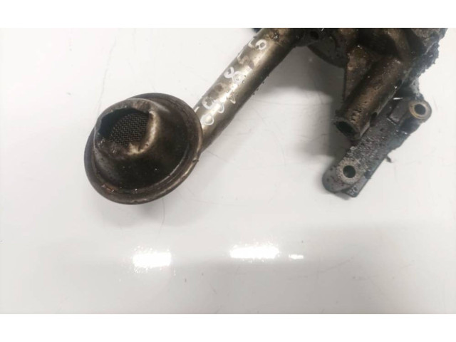 Масляный насос Volkswagen Golf IV