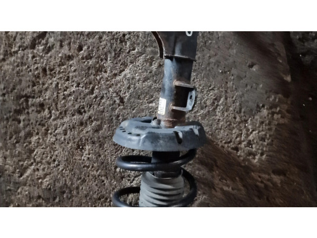 Передний амортизатор      