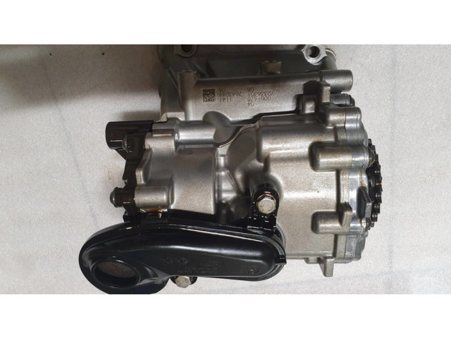 Масляный насос 7643046, 72336351 BMW 5 G30 G31 3.0