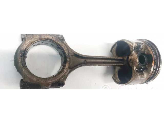 Píst Honda HR-V pro benzínový motor 1.6