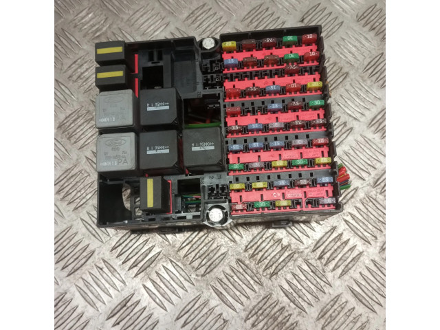 Блок предохранителей 5J80025, 4S6T14401NE Ford Fiesta