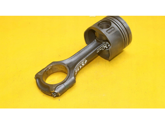 Píst Mercedes-Benz E W211