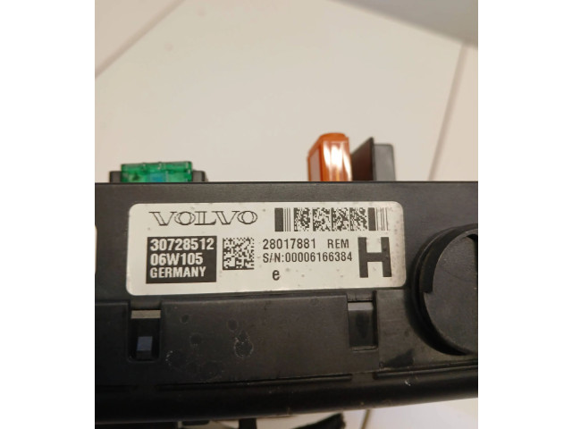Блок предохранителей 30728512, 00006166384 Volvo S60