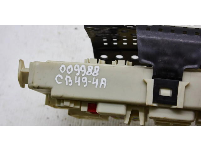 Pojistková skříňka 7M5T14A073, 8M5T14014 Ford Focus 2008