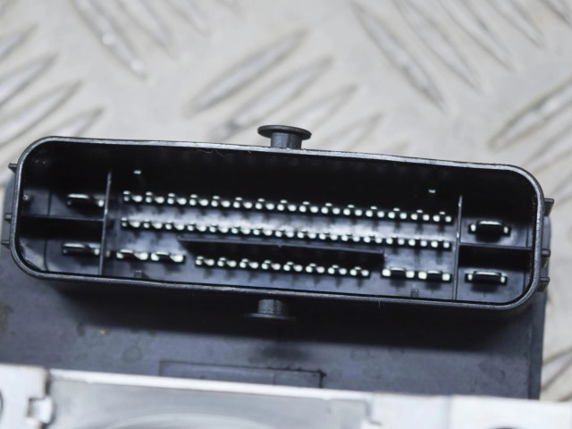 Jednotka ABS 7915657, 7915656 BMW 2 F46 2019