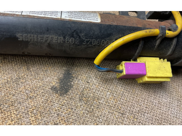 Боковая подушка безопасности 601185700D, 4B9880742A Audi A6 S6 C5 4B