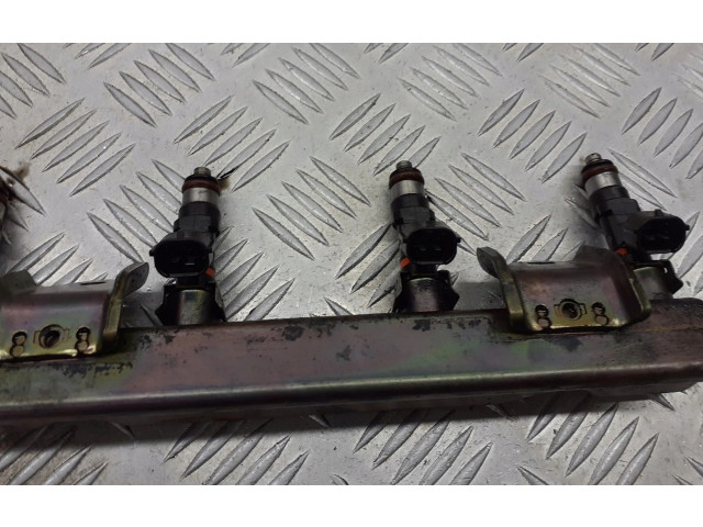 Vstřikovací lišta 16600-AX200 Nissan Micra