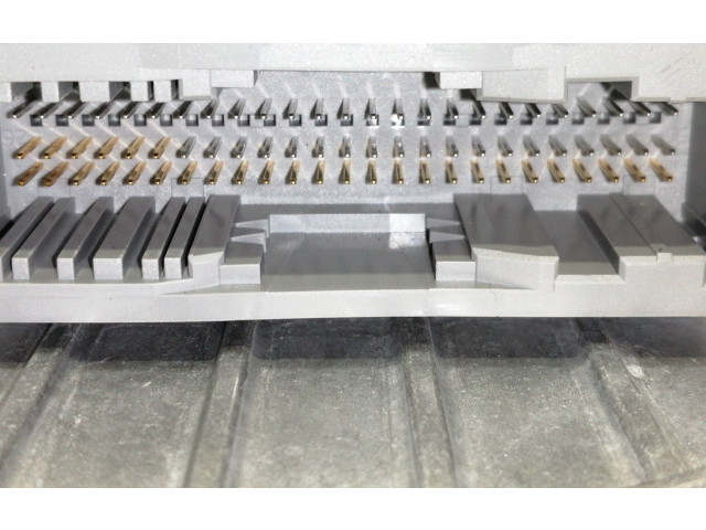 Блок подушек безопасности 0285001870, 31342458101Q   BMW X3 E83