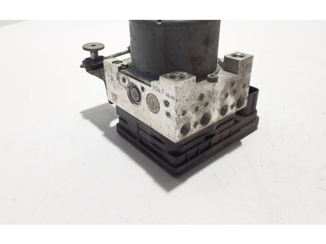 Блок АБС 476601418R   Renault  Trafic III (X82)  2014 -  года