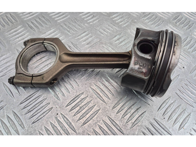 Píst 764016601 BMW X1 E84 N20B20A