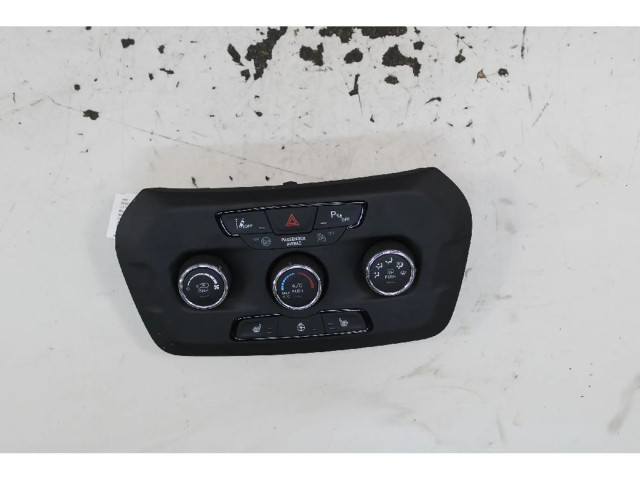 Блок управления климат-контролем    Jeep Renegade