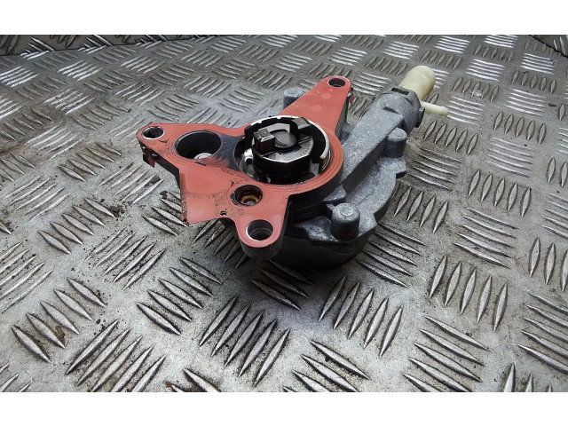 Вакуумный насос 146508418R   Nissan  Navara D23  2015 -  года