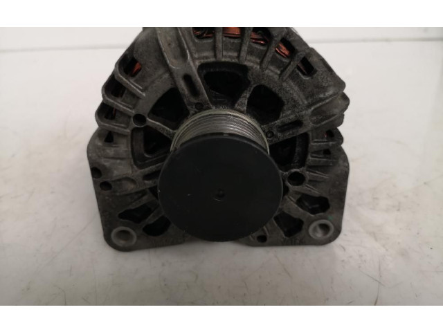 Генератор 8200404459E   Renault Trafic I      