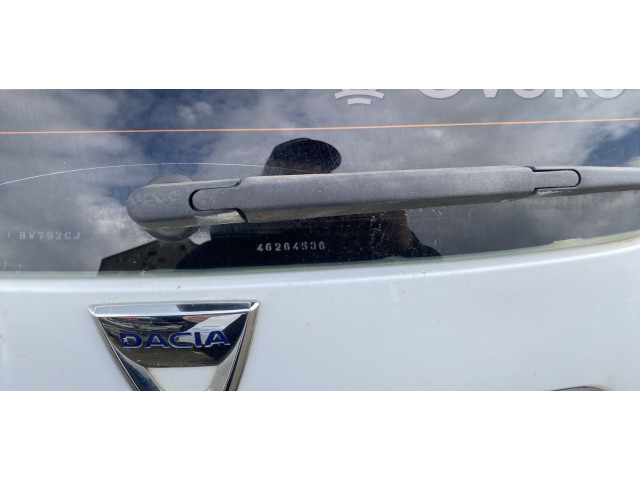 Моторчик заднего дворника 8200734582    Dacia Duster