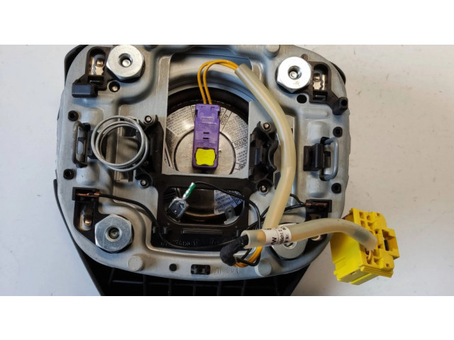 Подушка безопасности водителя 5J0880201C   Skoda Roomster (5J)