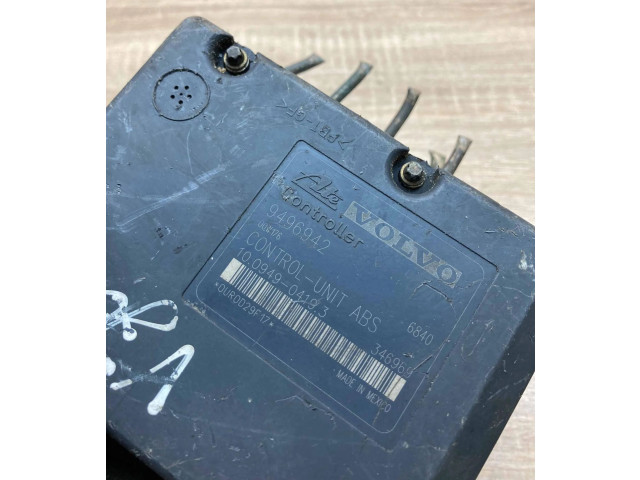 Блок АБС 9496942, 9496941 Volvo V70 2000 - 2004 года