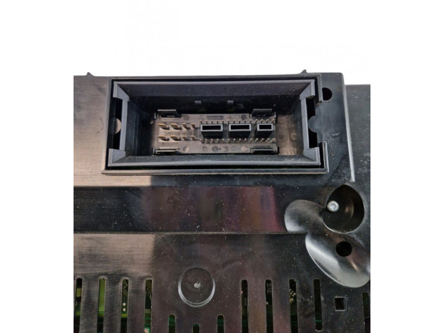 Панель приборов 1K0920874B   Volkswagen Jetta V       