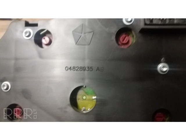 Панель приборов P56010464AH, 464AH Jeep Cherokee