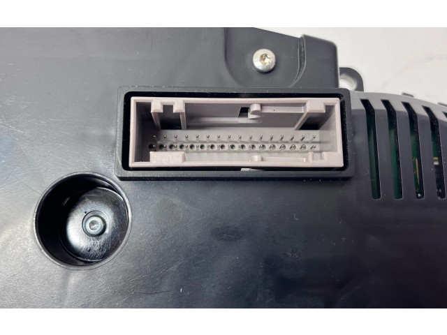 Přístrojová deska  Audi Q7 4L 2013 4L0920985N  