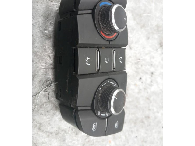 Блок управления климат-контролем 13435154   Opel Meriva B