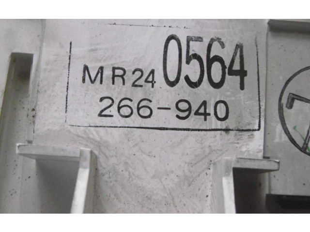 Панель приборов MR240564, MR240564 Mitsubishi Space Wagon