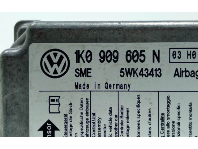 Руль Volkswagen Golf Plus 2005 - 2013 года 1K0909605N, 03H015S2100