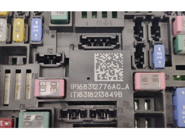 Pojistková skříňka 68312776AC Ram 1500 2020