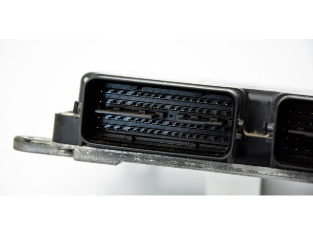 Блок управления двигателем Блок управления 1860B425 Mitsubishi ASX