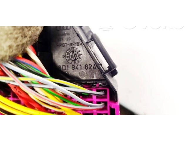 Блок предохранителей  8d1941824, 8D1941824   Audi A6 S6 C6 4F    