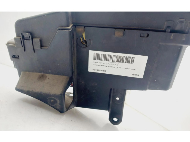   Pojistková skříňka 8701A08   Citroen C-Crosser 2007