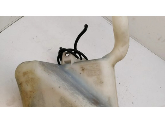 Бачок оконной жидкости