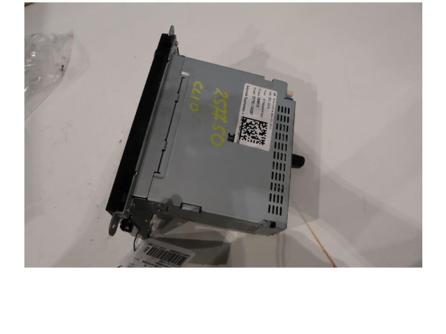 Радио/ проигрыватель CD/DVD / навигация 28113868R Renault Clio IV D4F P7