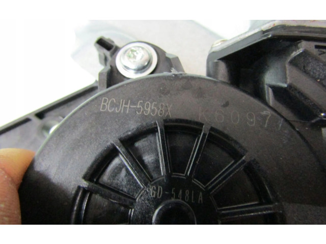 Подушка безопасности двери BCJH5958X Mazda MX-30