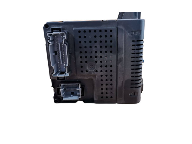 Блок предохранителей 30728539, 12243769   Volvo XC90    