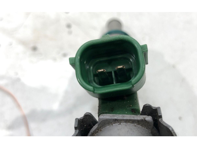 Топливная рампа 175204021R Renault Clio V