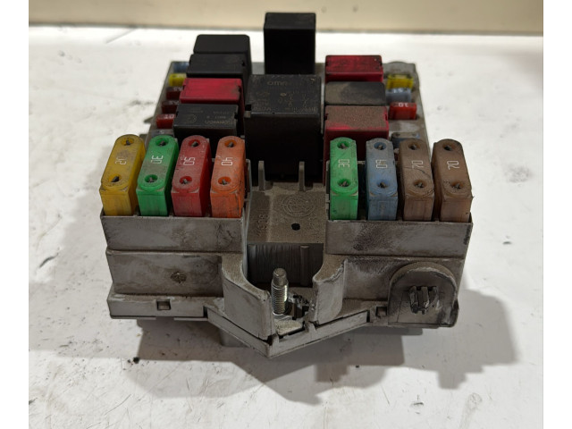 Блок предохранителей 51795925, 51795925   Fiat Idea    