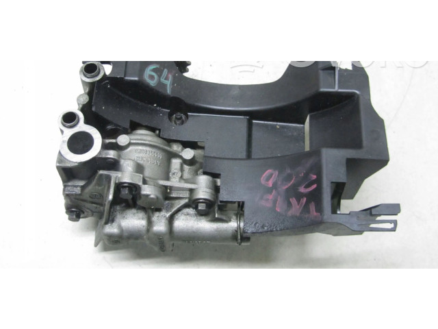 Масляный насос   8200345757  Renault Trafic II (X83) 